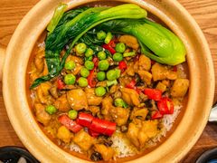 -煲仔皇腊味煲仔饭(经四万达店)
