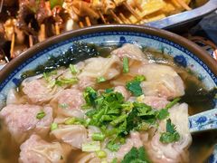 招牌野馄炖-老谢野馄饨(延安路店)