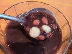 -爆炸头阿姨小四川正宗川味小吃(无任何分店)
