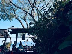 -城墙外BAR