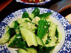 蒜泥黄瓜-锅来乐地锅鸡(安亭店)