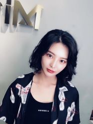 -Miracle集简美发沙龙