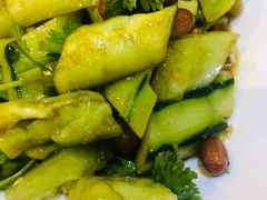京式拍黄瓜-金穗园·砂锅粥.醉鸡煲火锅(长寿路店)
