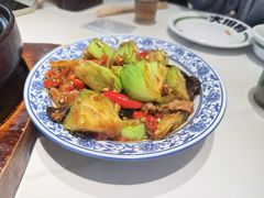白菜梗炒肉-欧记大排档·景德菜(上海首店)