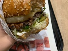 -The Habit Burger Grill 哈比特汉堡(爱琴海店)