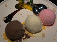 牛乳冰淇淋-404干式熟成牛排馆•聚会餐厅