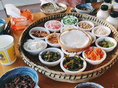 -包整·丝娃娃(一览甲秀楼风景店)