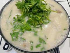 -肥汁米蘭香港米线(长宁来福士店)