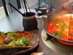 -湊湊火锅·茶憩(杭州湖滨银泰in77店)
