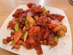 椒香虾仁爆鸡球-陈傻子餐厅(世纪都会店)