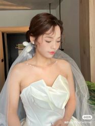-Lady  Jane高端婚纱礼服馆