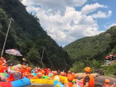 -安吉龙王山峡谷漂流