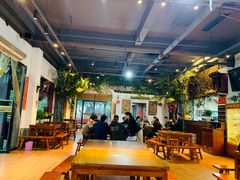 大堂-地婆美食(洞庭东岸店)