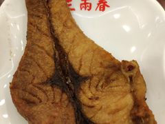 焖肉熏鱼面-三两春(浦三路店)