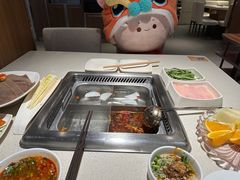 -海底捞火锅鲜切牛肉主题店(长寿路店)