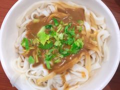 -阿波潮汕牛肉火锅·汤粉面(拱北店)
