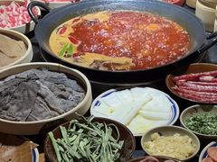 -晓宇重庆火锅(西安荟聚店)
