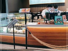 面包甜点陈列柜-星巴克(厦门SM新生活广场店)