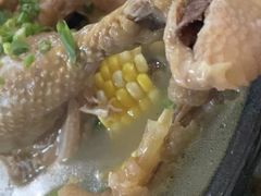 土鸡锅子-云南妈妈特色菜缘滋缘味