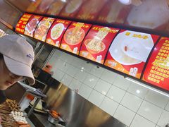 -屈礼洪