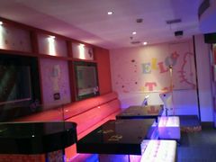 -唯爱KTV聚会餐厅(仙林东城汇店)
