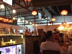 -Lanterns Vietnamese Restaurant