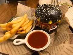 手撕猪肉汉堡-304/BRUNCHRESTAURANT