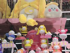 -泡泡玛特POPMART(侨福芳草地店)