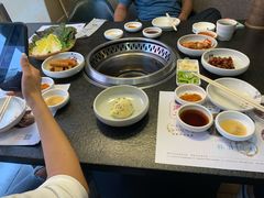 -草家酱蟹炭火烤肉店(珲春南路一店)