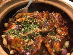 嘟嘟鱼头煲-肥仔文澳门猪骨煲(南京西路店)