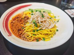 鸡丝凉面-麻六记(凤凰汇店)