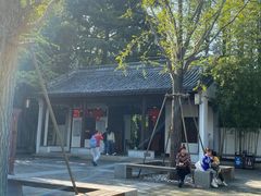 -汇龙潭