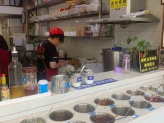 -百品聚旋转火锅(万德庄店)