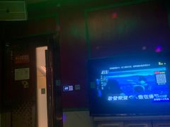 -蓝调量贩氧吧KTV(大冶店)