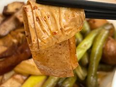 -老鼎万春卤菜(五代传承创始老店)