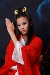 -九月鹰飞汉服摄影工作室