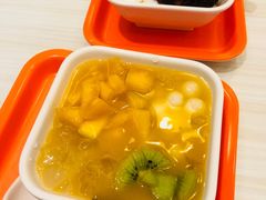 -满记甜品(日月光二店)