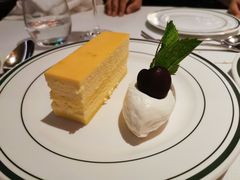 -Wolfgang’s Steakhouse 沃夫冈牛排馆(上海白玉兰广场店)