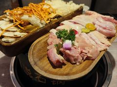-野·大山里野生菌石锅土鸡(益田假日店)