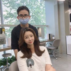 -变画·发型STUDIO