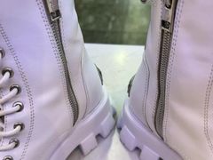 -莱靓奢侈品洗护改衣店(新世界百货崇文店)