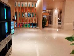 -苏州汇融广场假日酒店