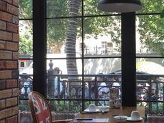 靠窗位-品大三(大行宫店)