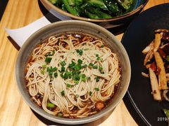 -十三式重庆江湖菜(金茂览秀城店)