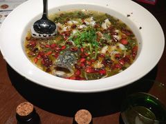 -渔见·精品川菜·老坛酸菜鱼(大朗店)