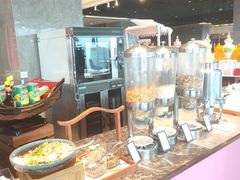 -武汉世茂希尔顿酒店·汇·全日餐厅