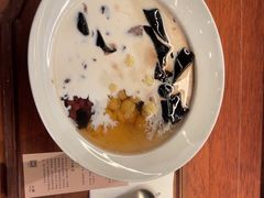 -RUXU入续糖水铺与包(卓悦中心店)
