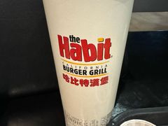 -The Habit Burger Grill 哈比特汉堡(世博店)