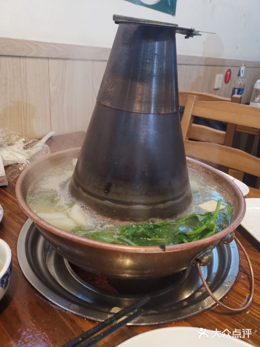 齐齐哈尔烤肉·涮羊肉(光华中心店)铜锅涮羊肉图片
