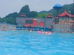 -汤山欢乐水世界